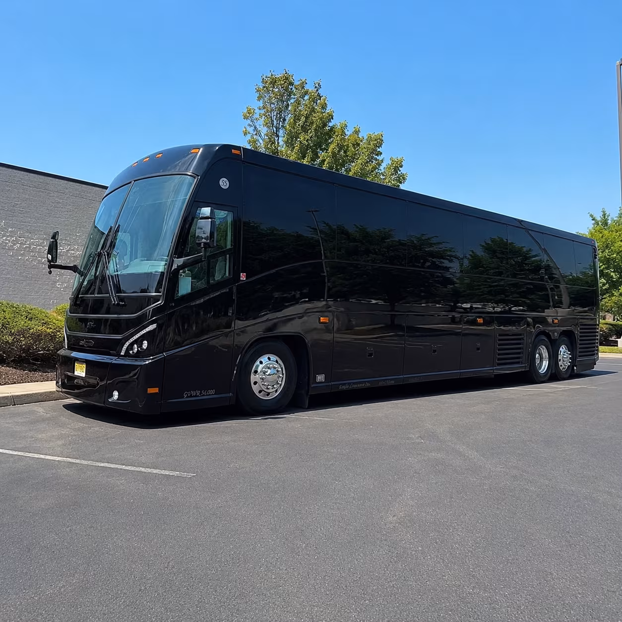 federal agency employee shuttles between southaven and memphis