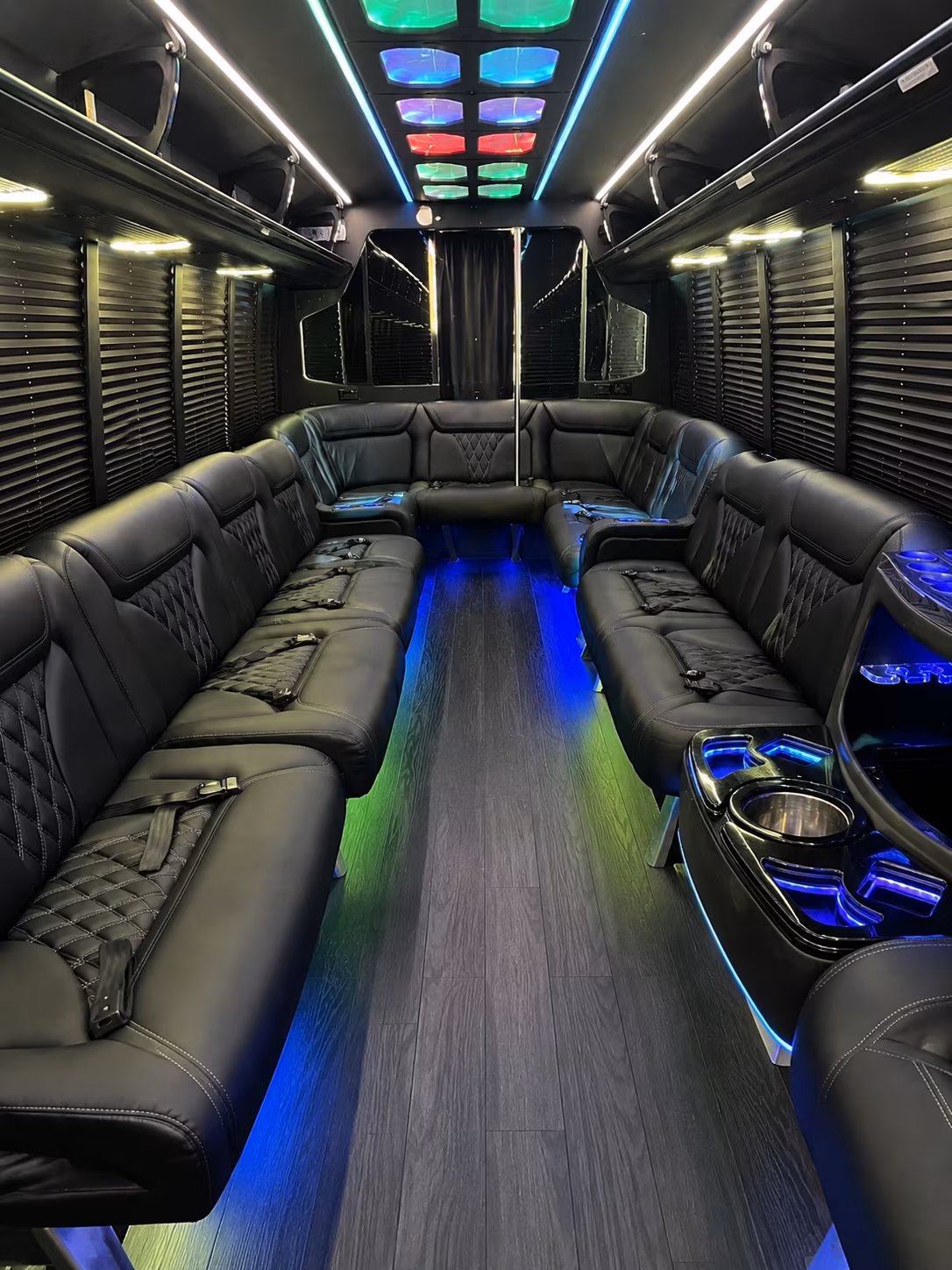 southaven 20 passenger party bus interior
