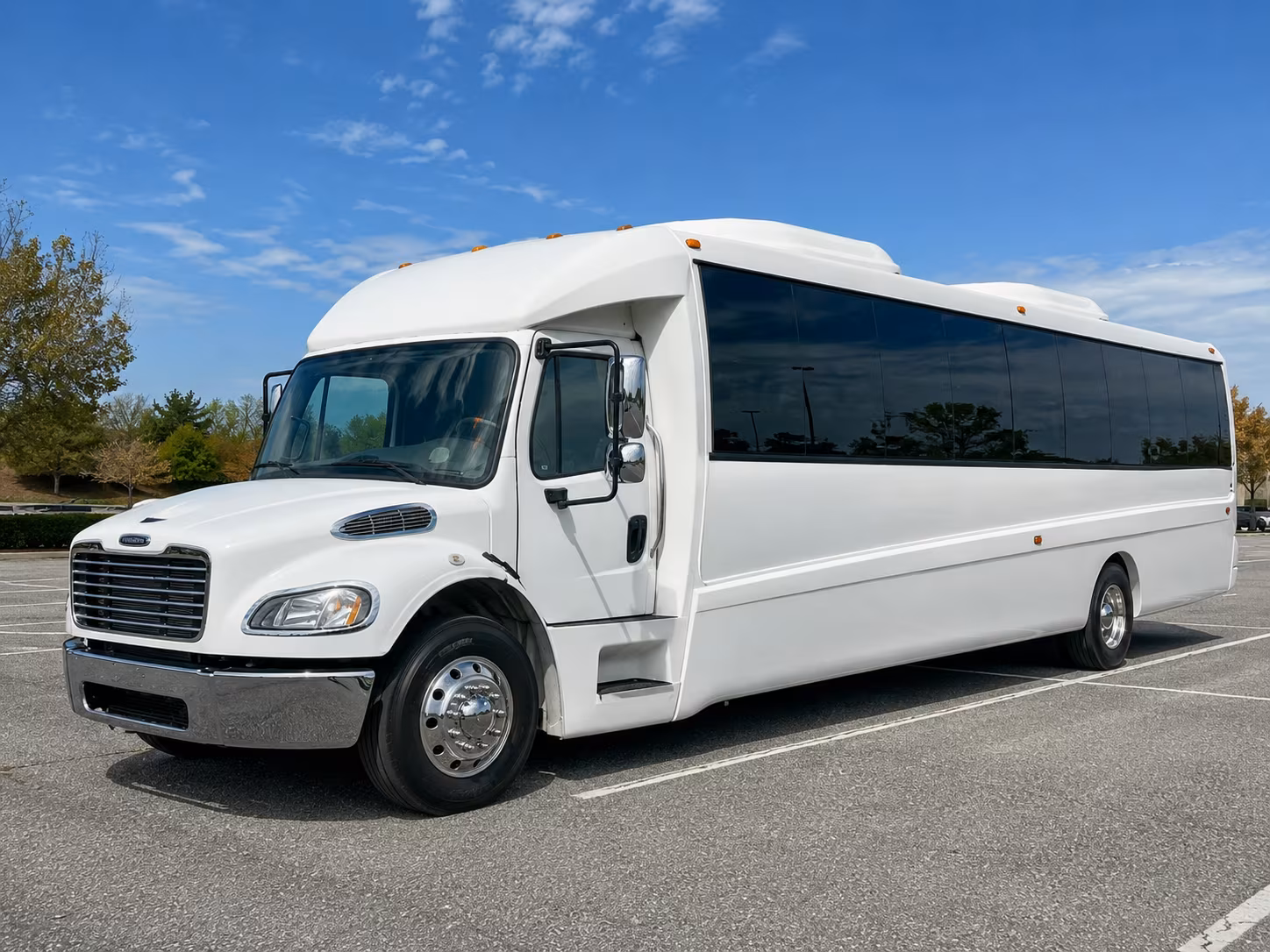 southaven 30 passenger party bus