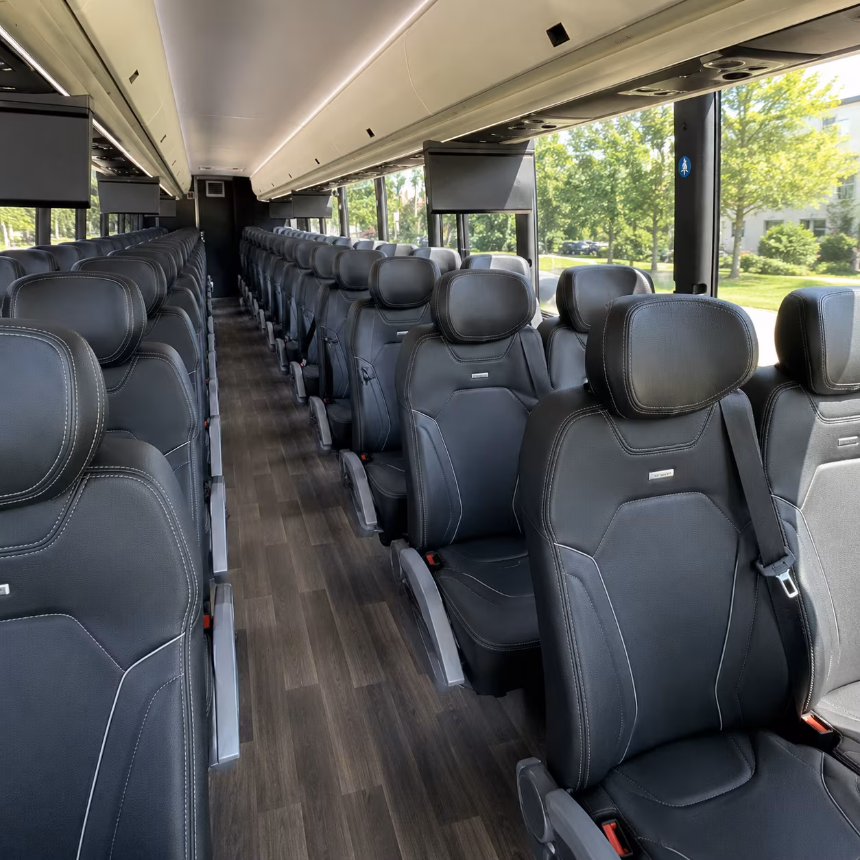 southaven bus rental service area